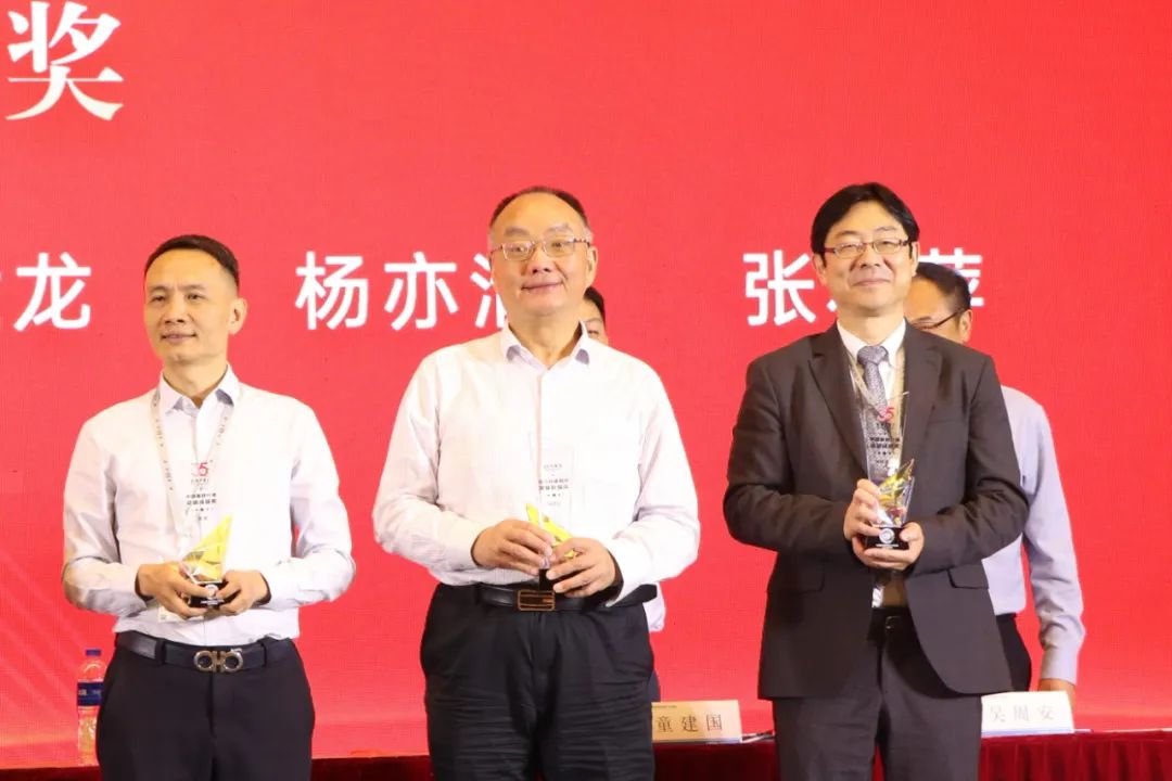 f0bb1a3388e564359835293c1546e24d.jpg f0bb1a3388e564359835293c1546e24d.jpg